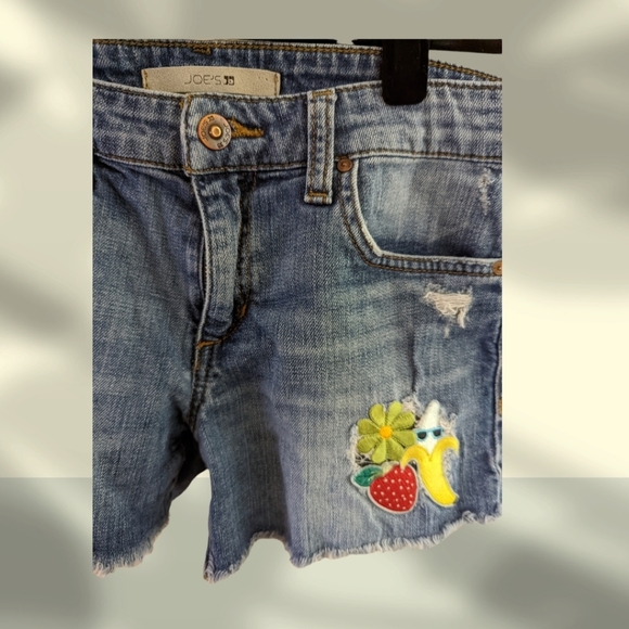 Joe's Jeans Fit Cut Short - Picture 3 of 5